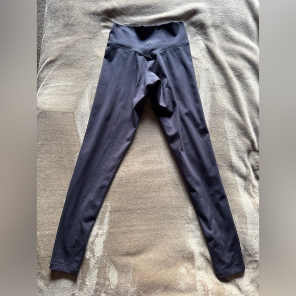 Oner Active Navy Leggings - Picture 2 of 4